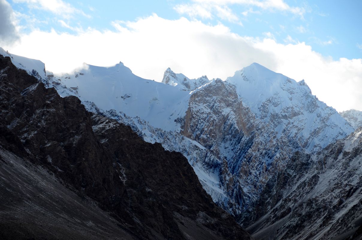 04 Mountains To the East From The Top Of The Ridge 4200m Above Base Camp On the Trek To K2 Intermediate Base Camp